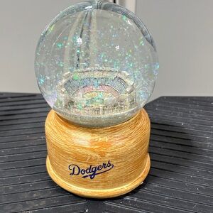 Dodgers Snow Globe with Wooden Base